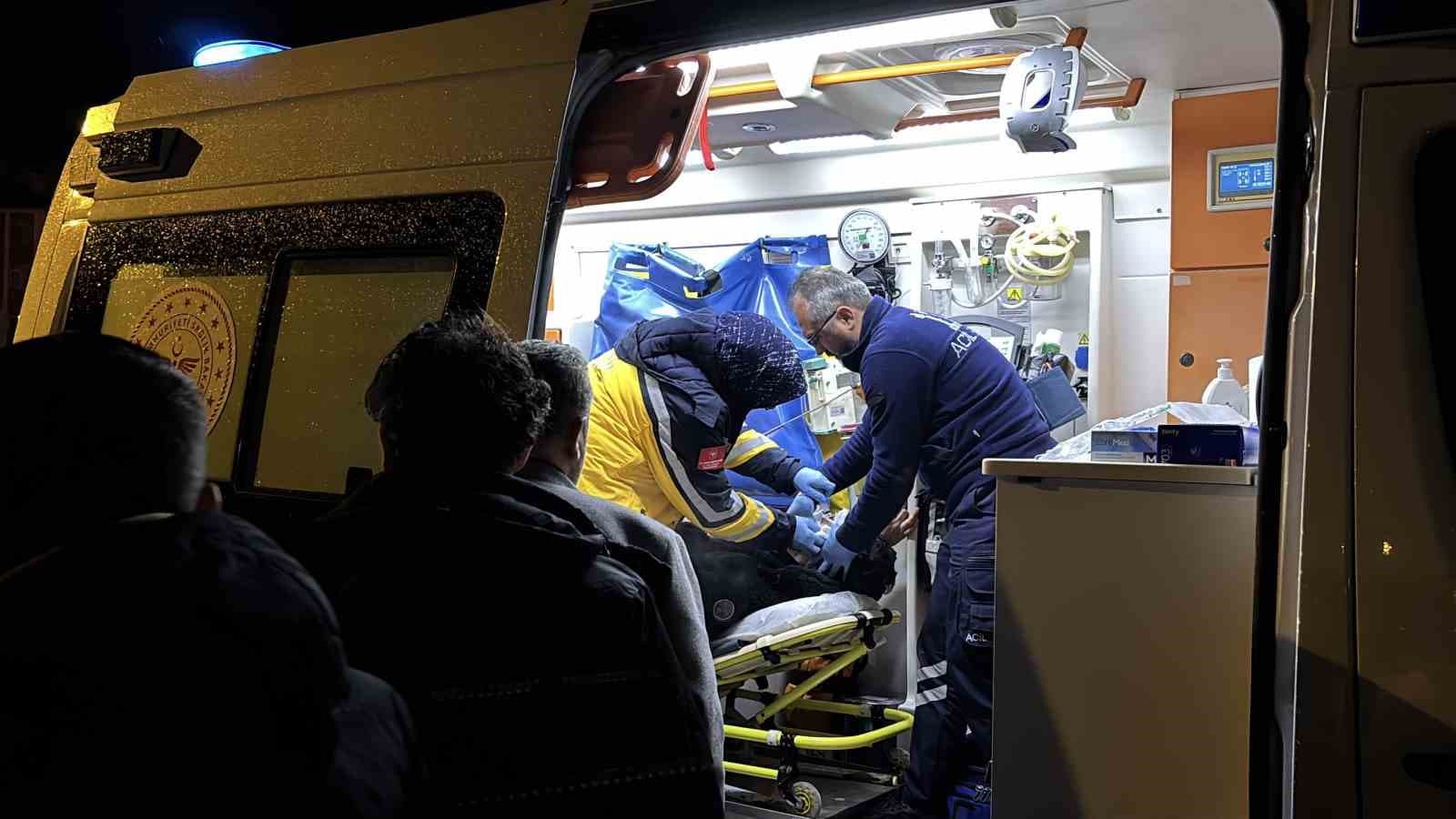 Bolu’da "Şikayetçi olmayalım" buluşması, silahlı kavgaya dönüştü