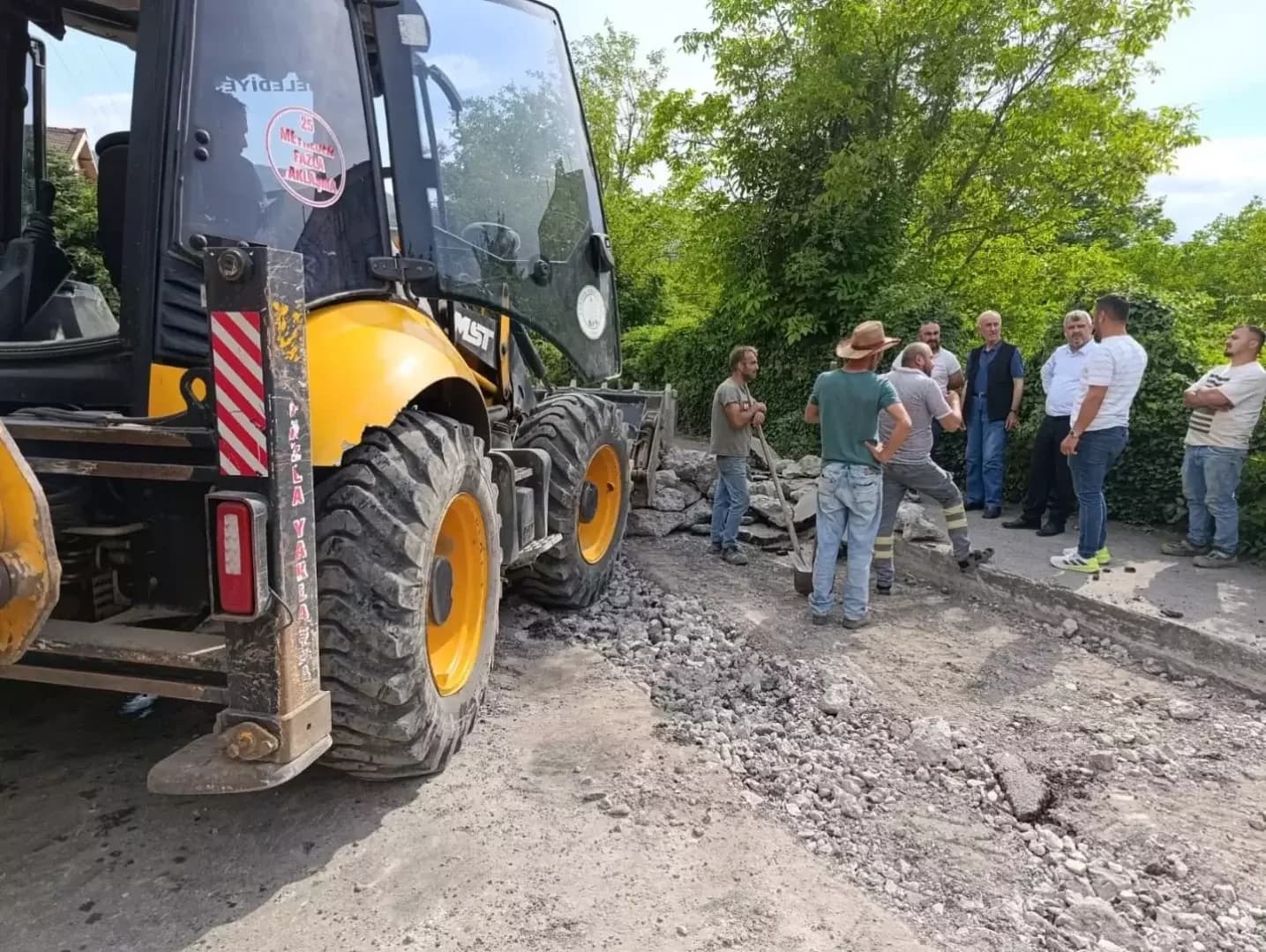 Yenice’de altyapı seferberliği sürüyor