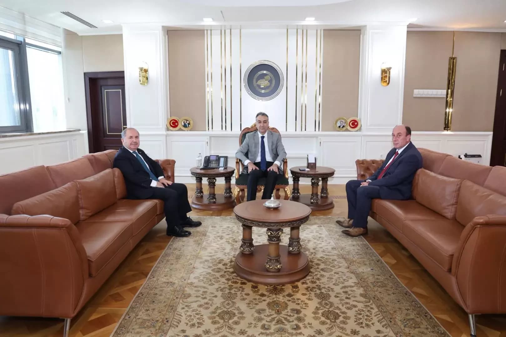 Vali Çağatay, Mekansal Planlama Genel Müdürü’nü makamında kabul etti