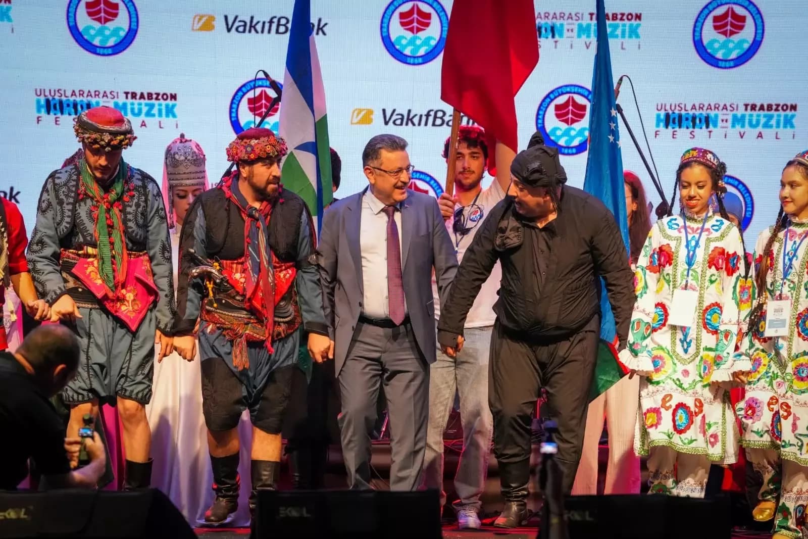 15 Ülkeden 650 Halk Dansçısı Trabzon'da Buluşacak