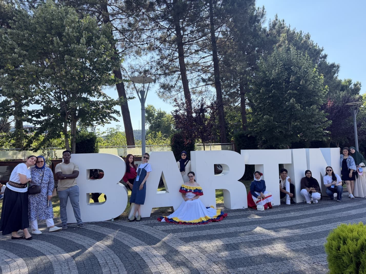 BARÜ’de 11 farklı ülkeden öğrenci "Türkçe Yaz Okulu"nda bir araya geldi