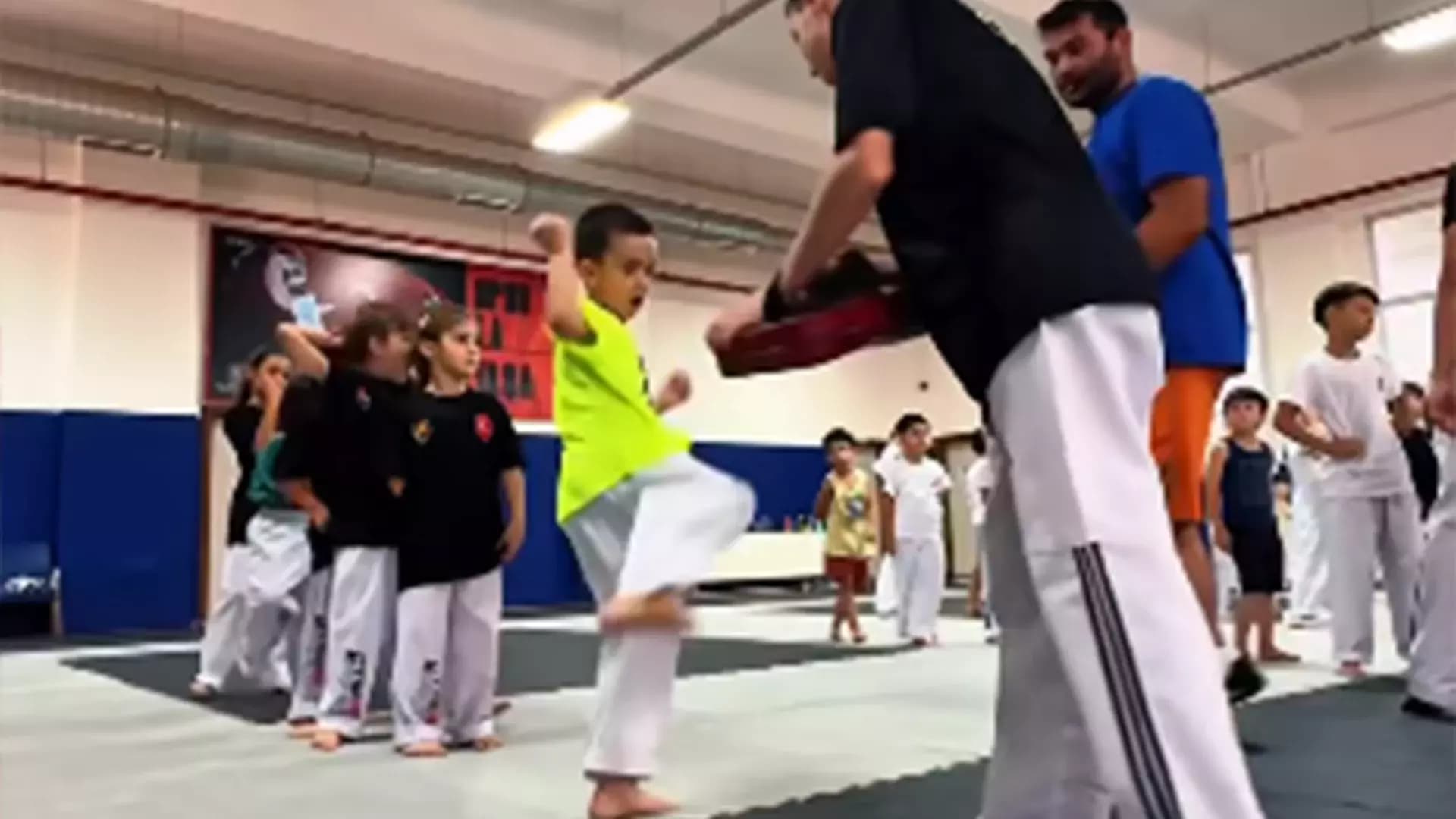Yaz Spor Okullarında Taekwondo ve tenis eğitimleri devam ediyor