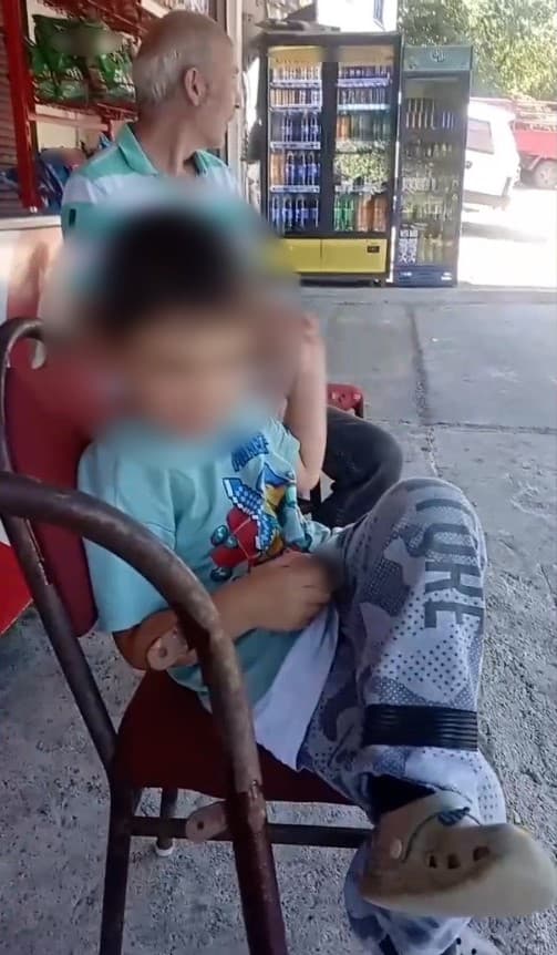 Giresun’da çocuğu sigara ve alkole özendirdiği iddia edilen şahıs gözaltına alındı
