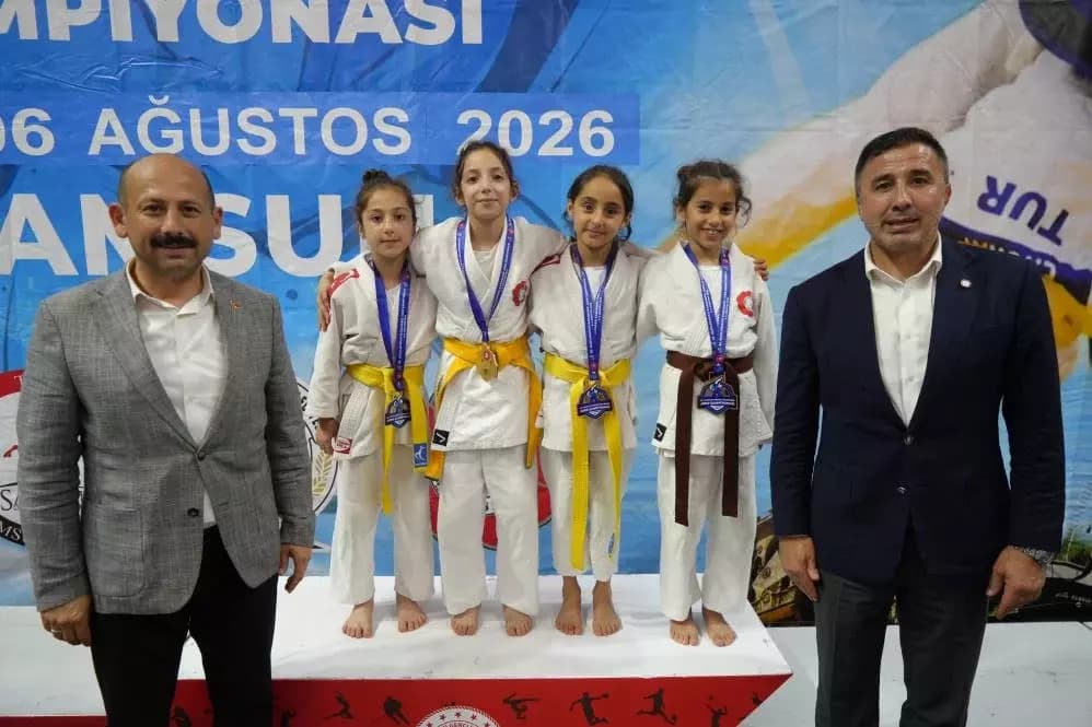 22. Uluslararası Karadeniz Judo Şampiyonası yarın sona eriyor