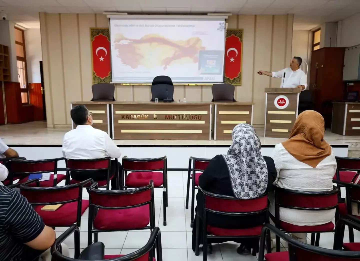 Afet ve acil durumlara manevi destek semineri düzenlendi
