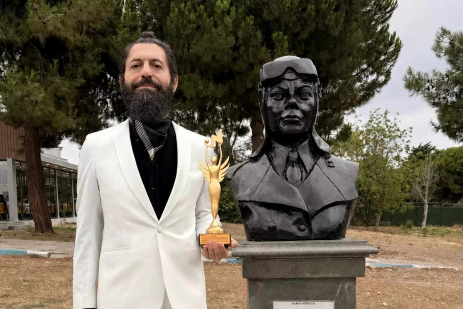 İlk Kadın Pilot Sabiha Gökçen’e Vefa