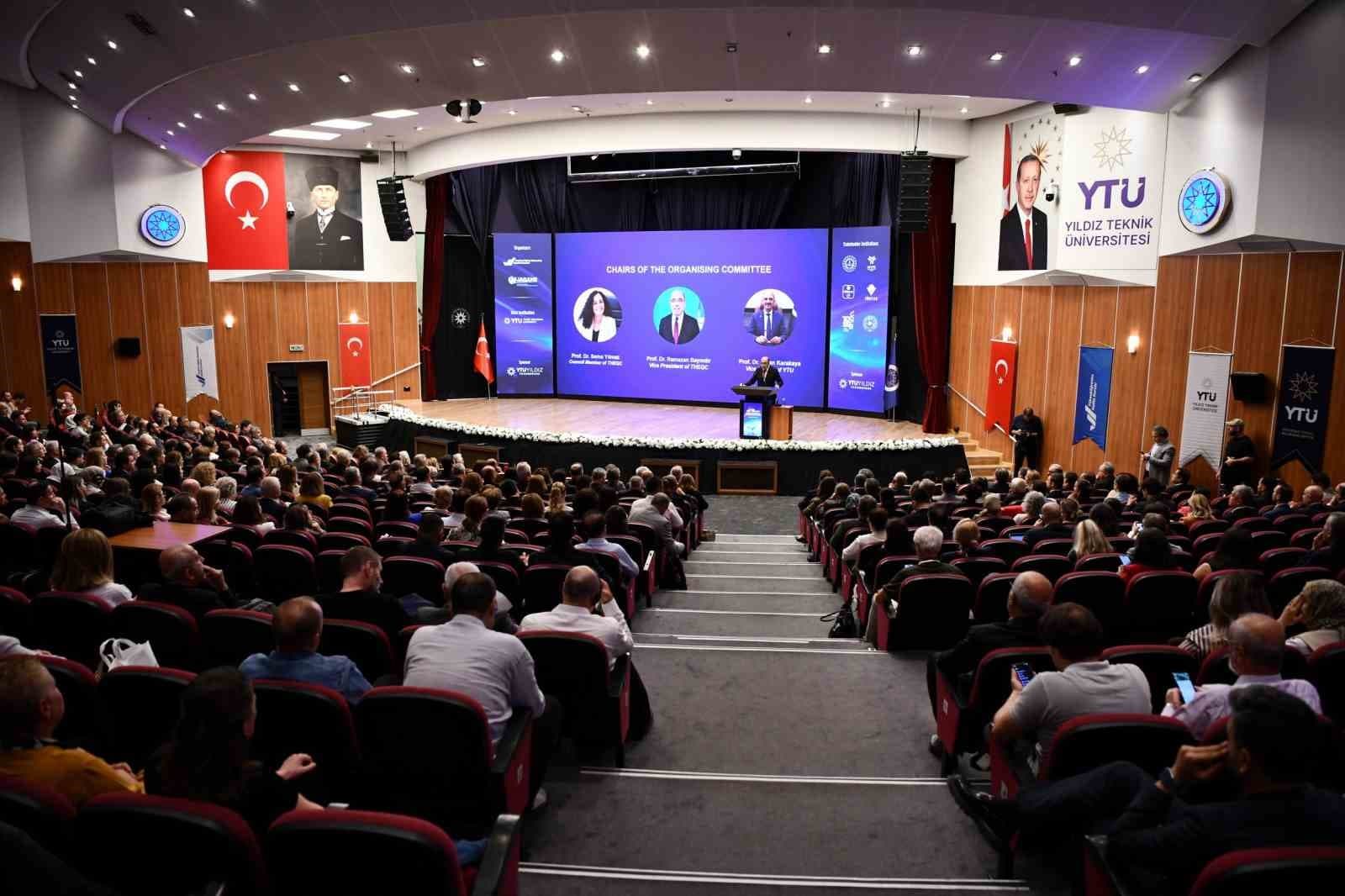 BARÜ’nün kalite çalışmaları YÖKAK’tan "İyi Uygulama Örneği" ödülü aldı
