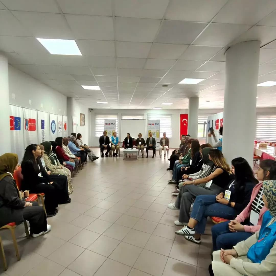 Ovacık’ta gençler doğa için buluştu