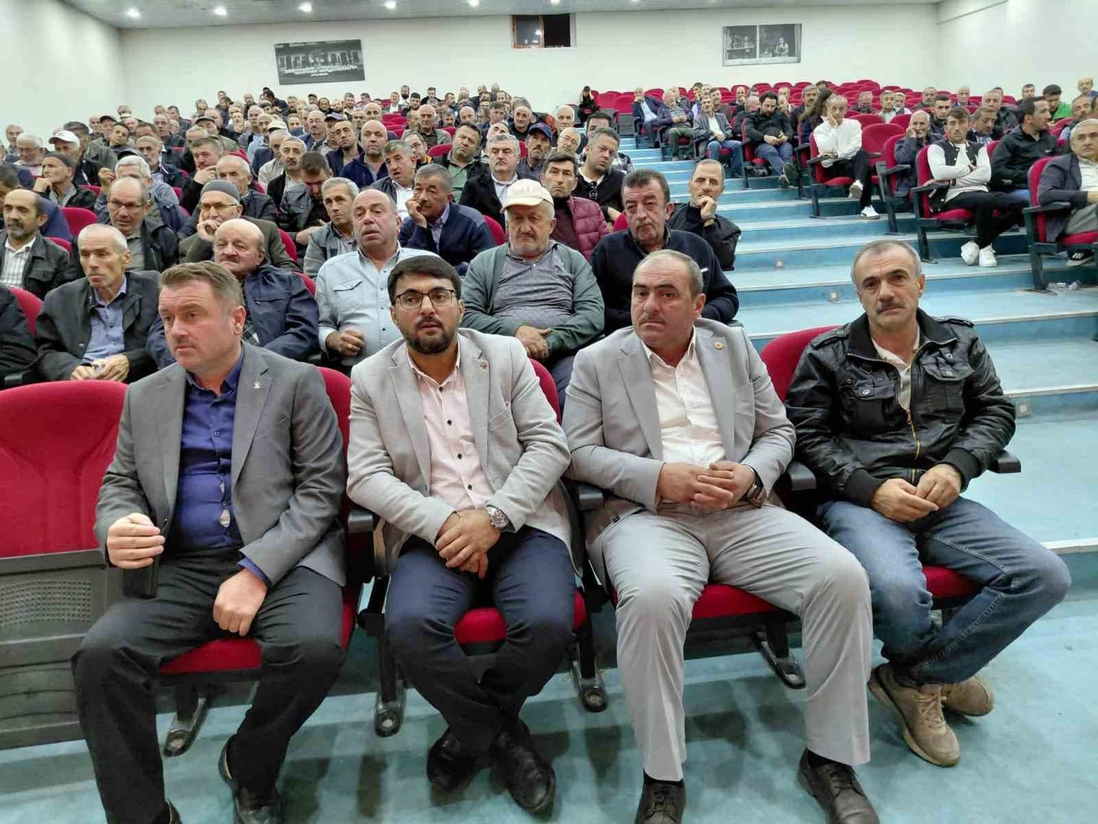 Mudurnu’da 329 kanatlı hayvan yetiştiricisine biyogüvenlik eğitimi verildi