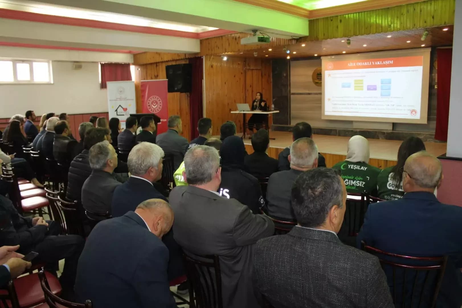 Eflani'de koruyucu aile farkındalık programı düzenlendi