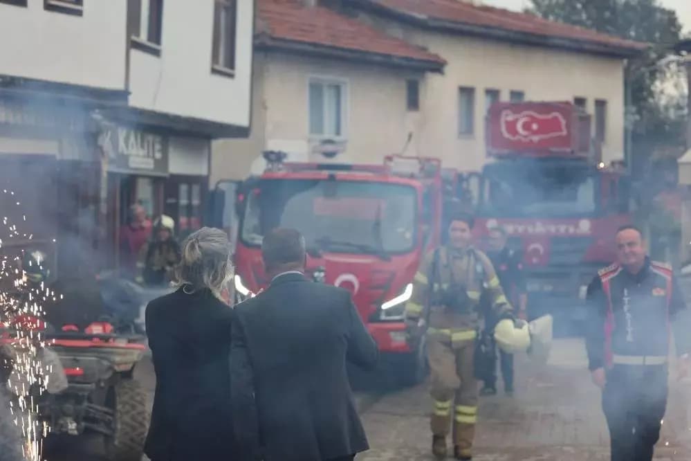 Safranbolu'da itfaiyecilere sürpriz kutlama