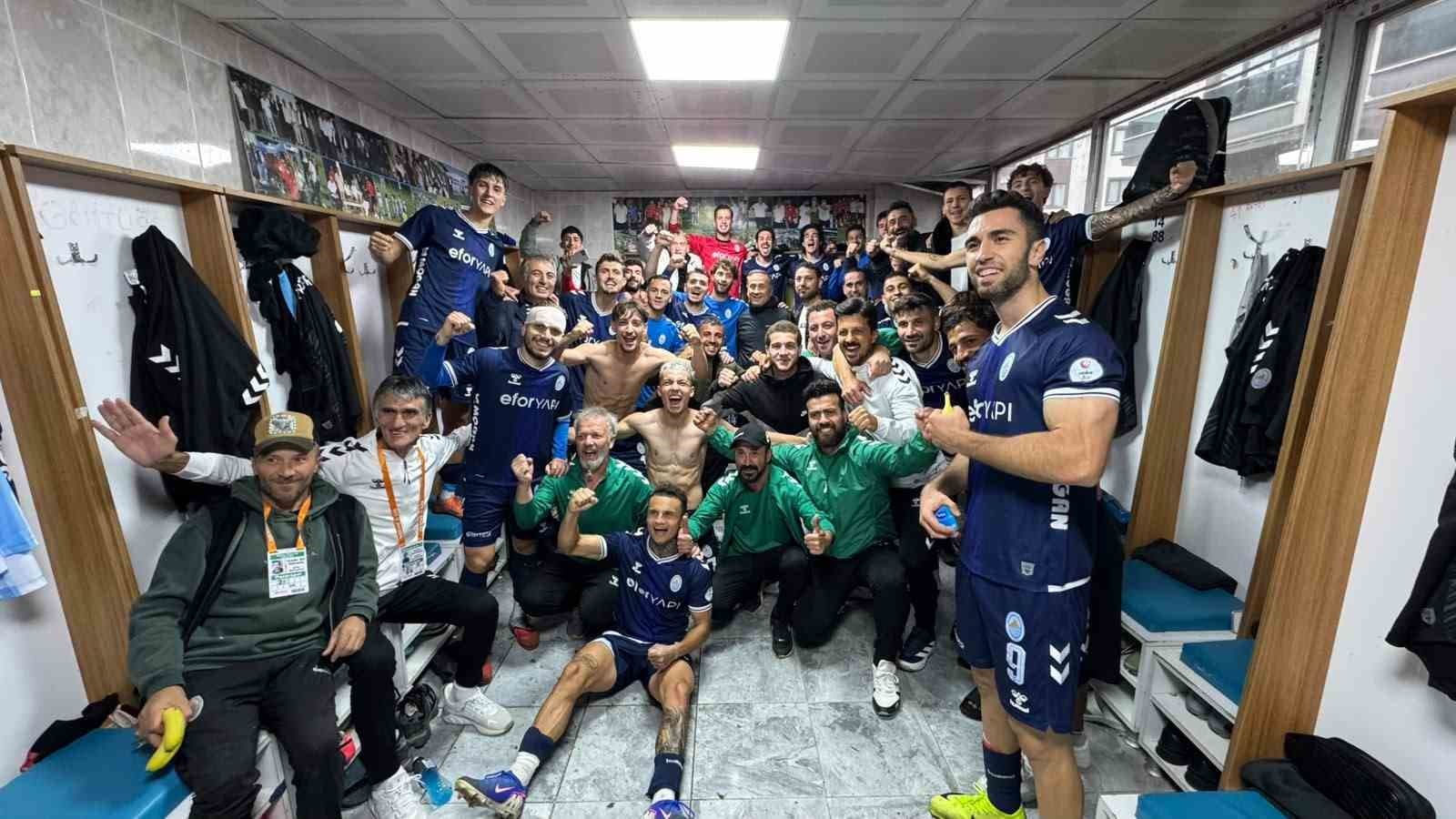 TFF 3. Lig: Pazarspor: 3 - Küçükçekmece Sinopspor: 1