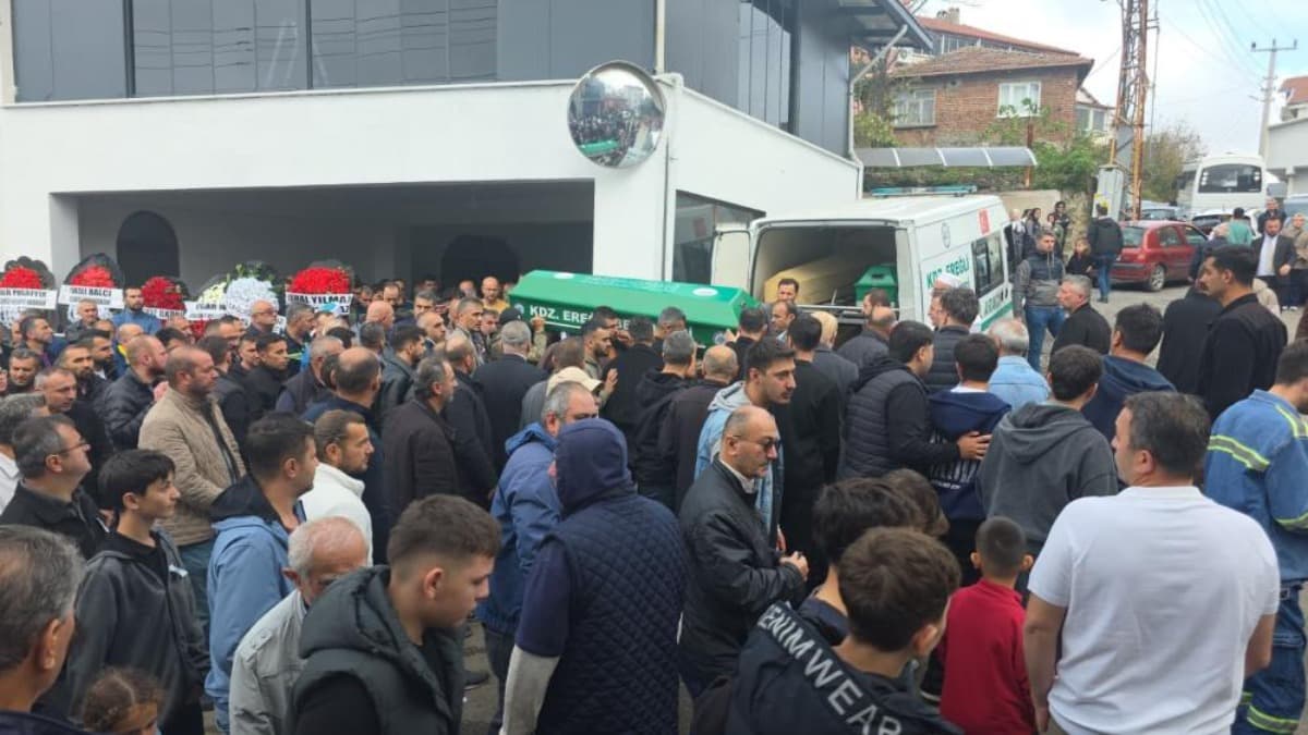 9 yaşındaki Ömer Halis, gözyaşları arasında toprağa verildi