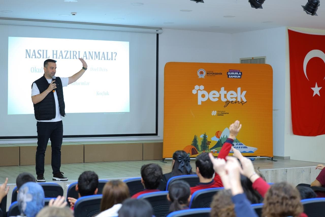 Petek Genç, 447 okulda öğrencilere ulaşacak