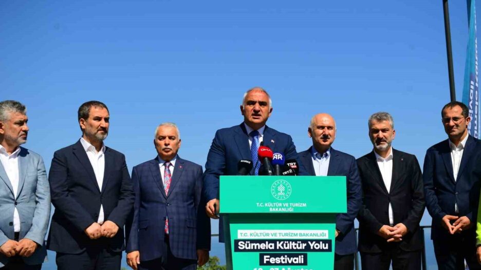 Kültür ve Turizm Bakanı Ersoy Sümela Kültür Yolu Festivali’nin açılışı için Trabzon’a geldi
