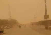 Pakistan’da kum fırtınası: Gökyüzü turuncuya boyandı