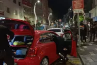 Şehrin en işlek noktasında gece denetimi: Araçlar didik didik arandı