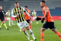 Fenerbahçe son nefeste kazandı! Başakşehir 9 kişiyle direnemedi