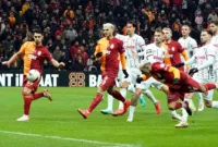 Galatasaray, 89’da hayat buldu