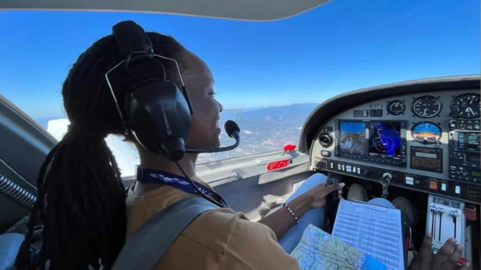Türkiye’de eğitim gördü, Ruanda’nın en genç kadın pilotu oldu