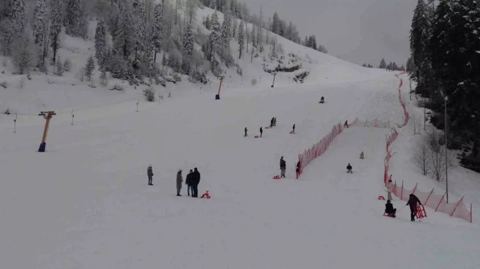artvin atabari kayak merkezi mart ayinda yagan karla birlikte yine kayak severlerin ilgi odagi g2y6NHgX