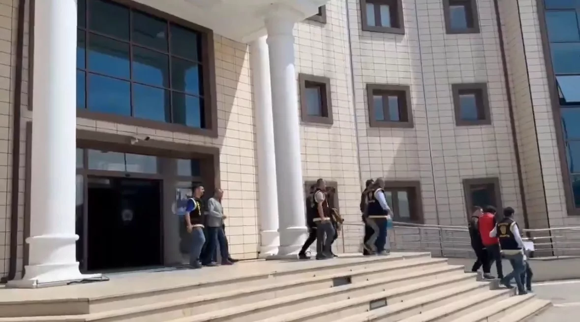 duzcede dolandirici operasyonu F7CJbGyy jpg