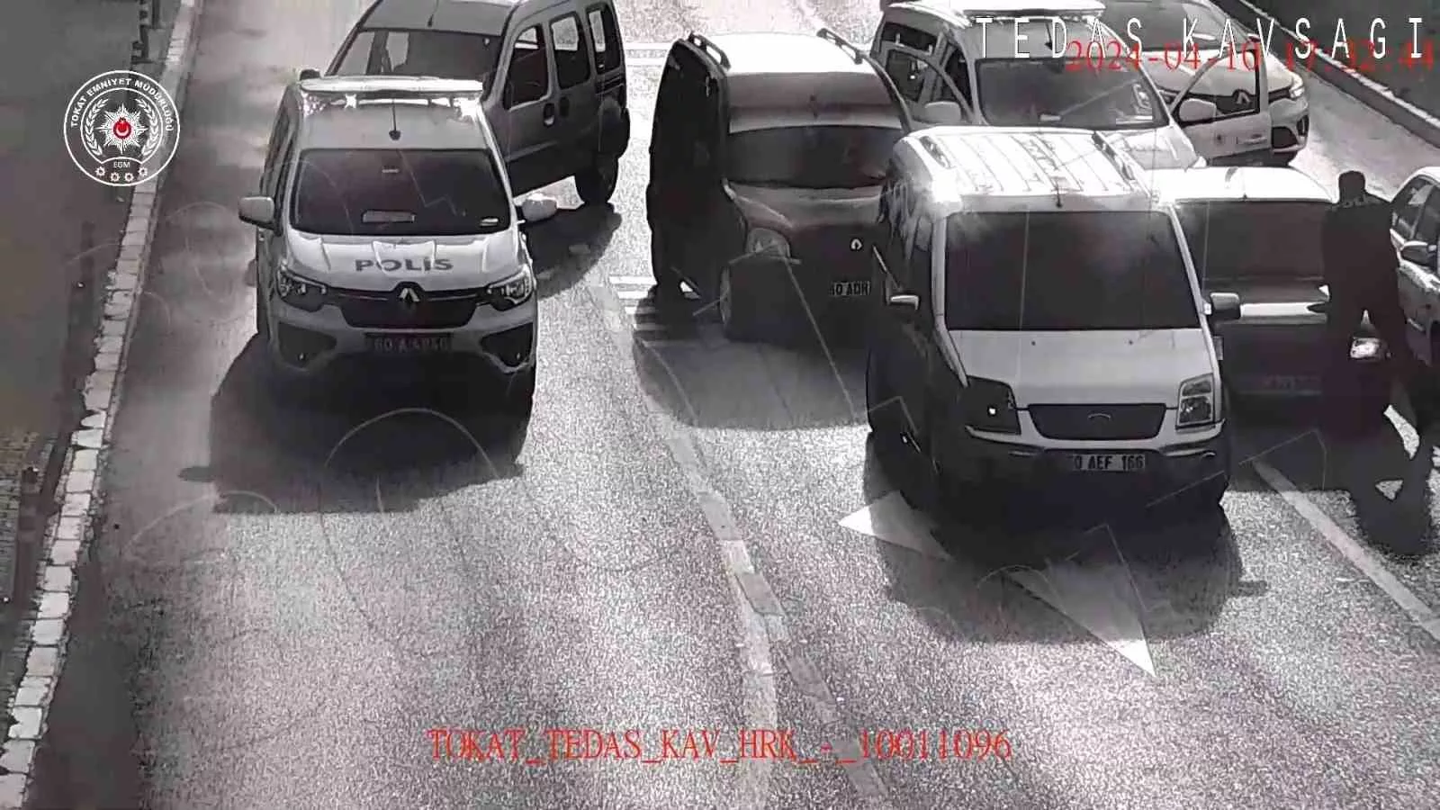 tokatta film gibi kovalamaca kamerada Vl3uSSOT jpg