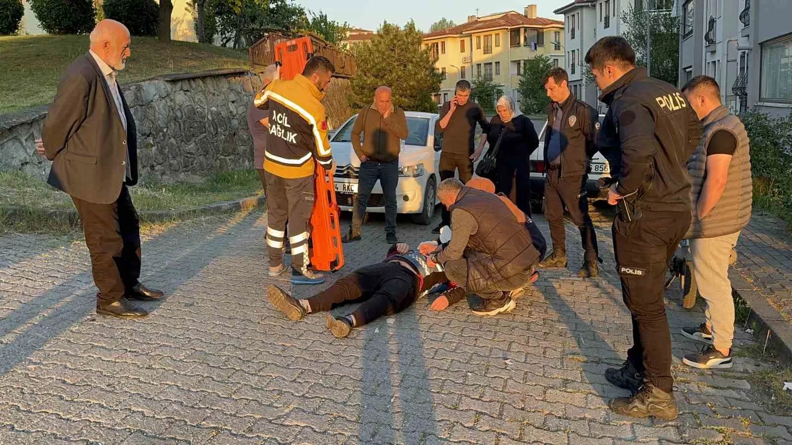 viraji alamayan motosiklet savruldu 1 yarali 6Crqc8Td jpg