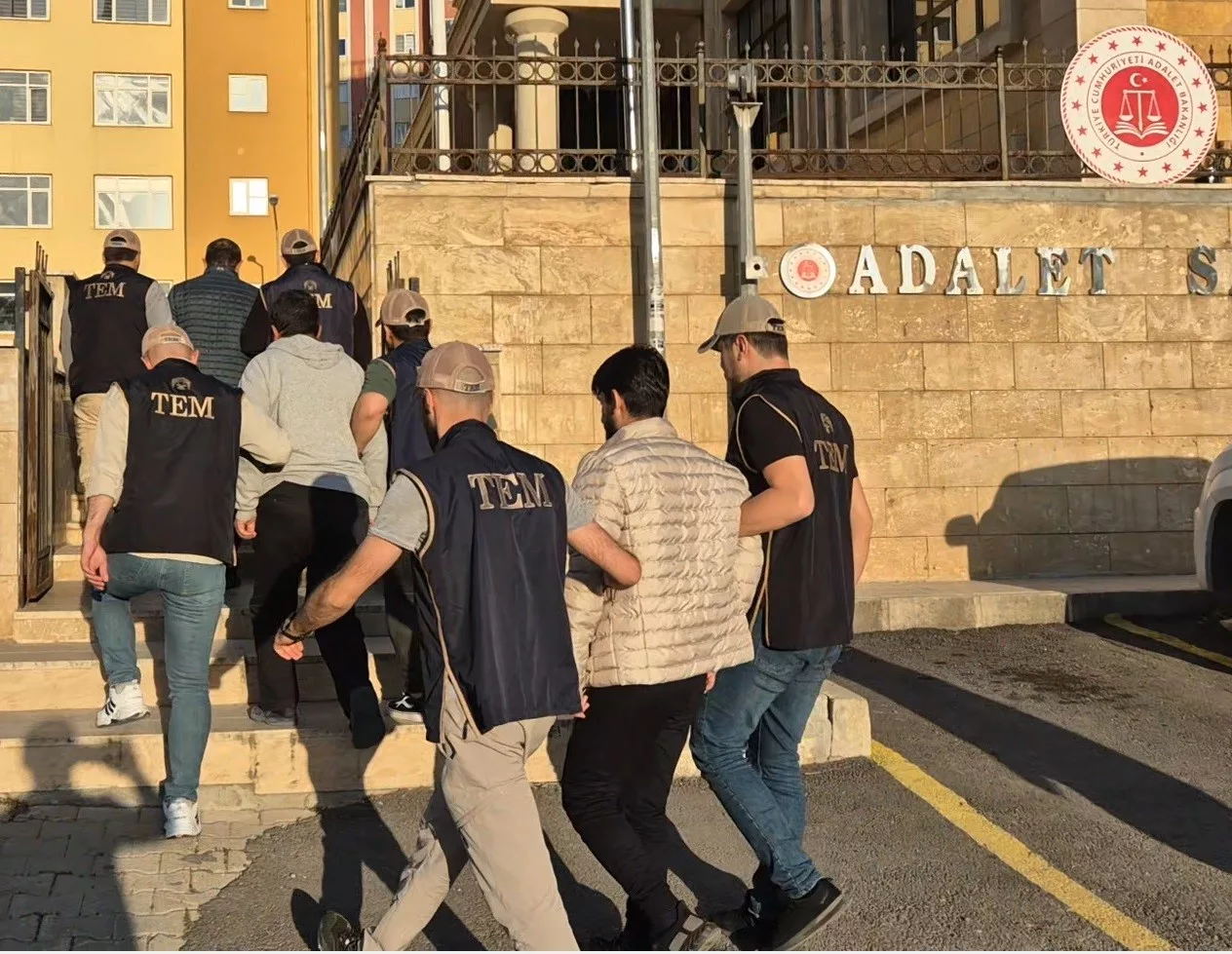 gumushanede teror operasyonu 6 gozalti AxMZ2ufD jpg