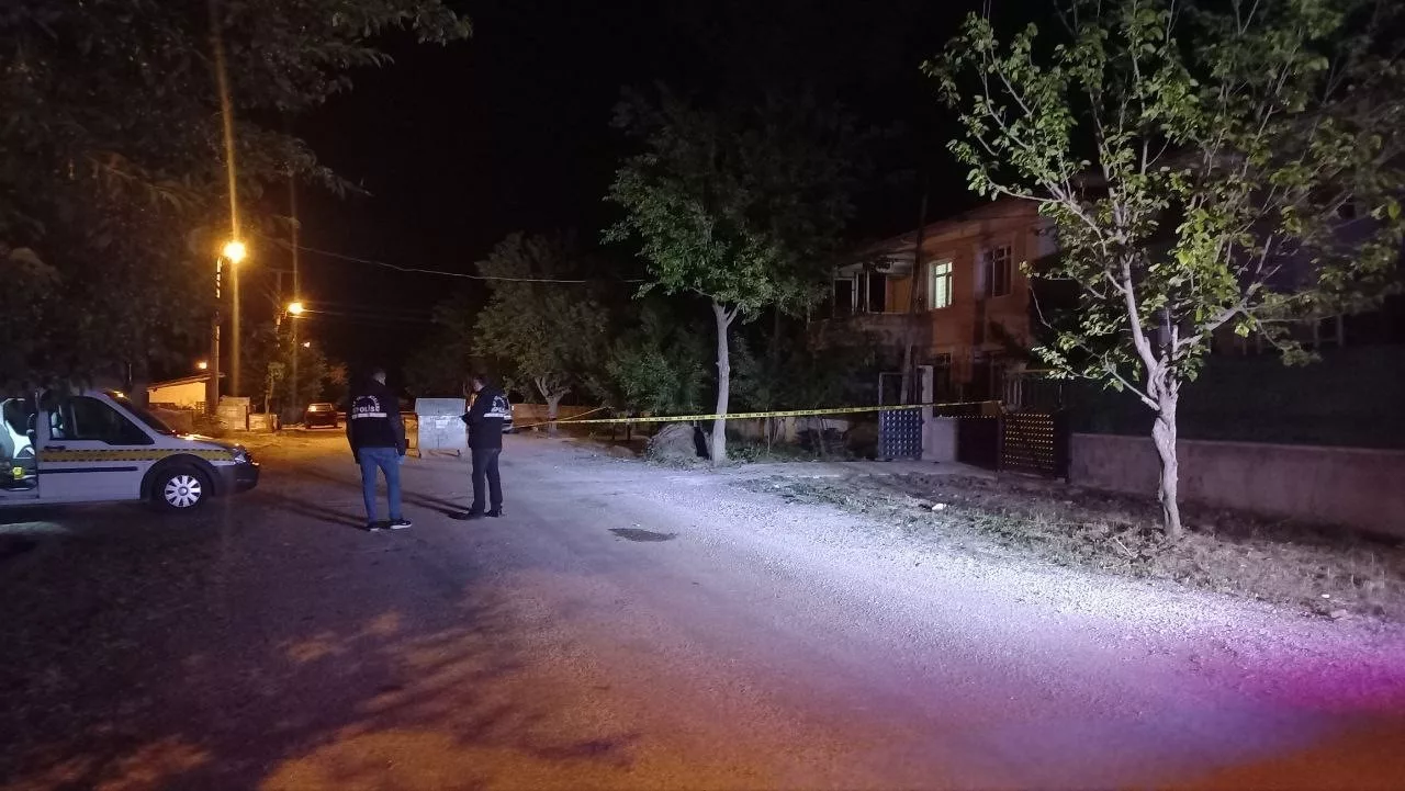 polis memuru tartistigi komsusunu oldurdu gcBeaLTE jpg