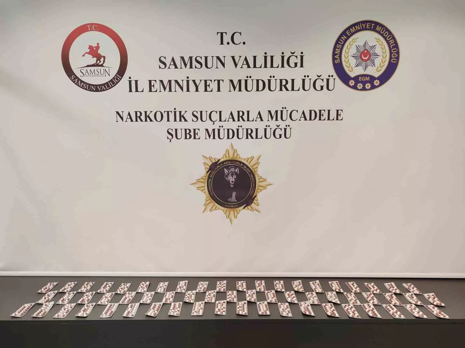 samsunda bin 766 adet sentetik ecza ele gecirildi XVu6HZqQ jpg