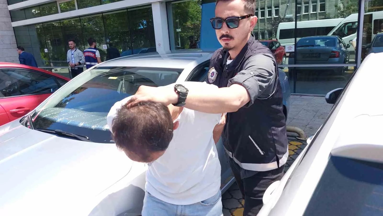 uyusturucu ticaretinden tutuklandi bkS4qVfe jpg