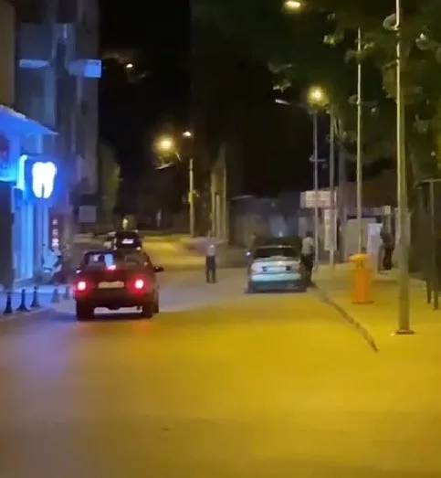 iki grup arasindaki kavgayi bekci uyari atesi acarak ayirdi R7YdKsLd jpg