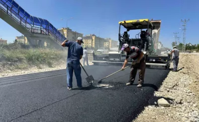 Dağkent’te yan yol yenileniyor