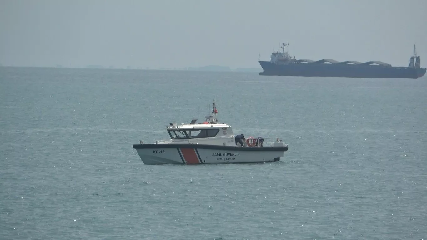 denizde kaybolan sahsin cansiz bedeni bulundu mIA3zpWS jpg