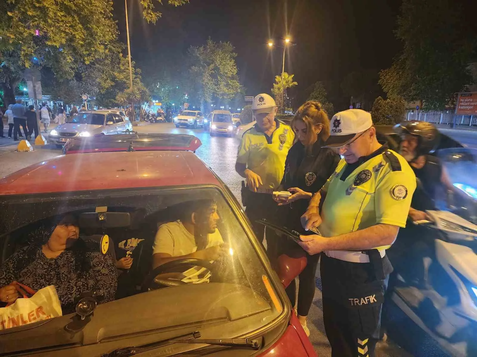 karadeniz ereglide alkol ve gurultu denetimi yapildi ewC8idOA jpg