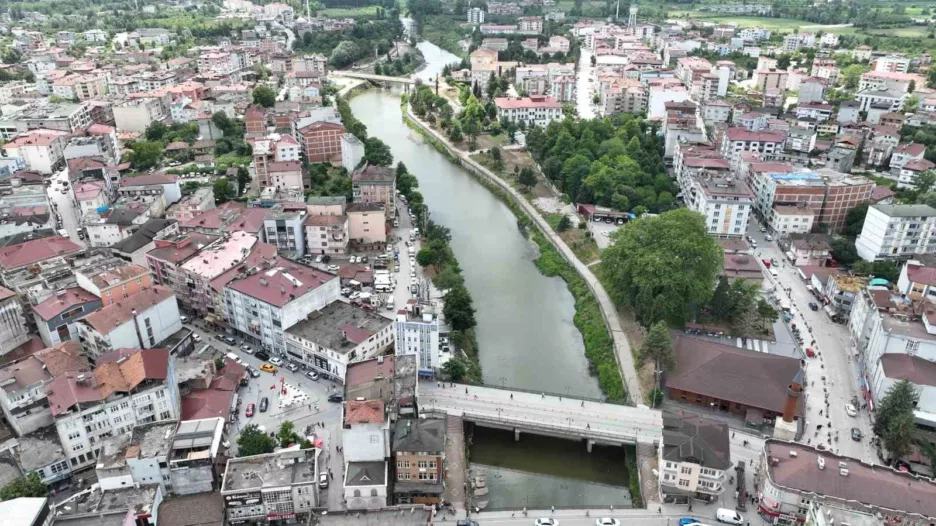 Terme Çayı ıslahında fore kazıklar tamam