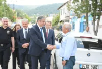 Vali Yavuz Ovacık’ta esnaf ve vatandaşı dinledi