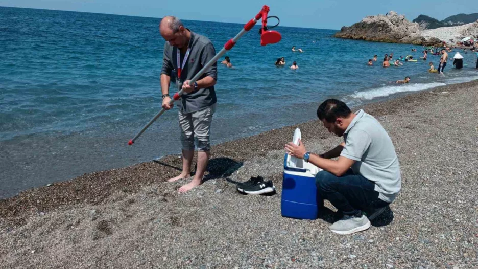 Zonguldak’ta deniz suyundan numuneler alındı