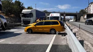 d100de makaslayan tir kazaya sebep oldu 1 yarali M38ZM8L2