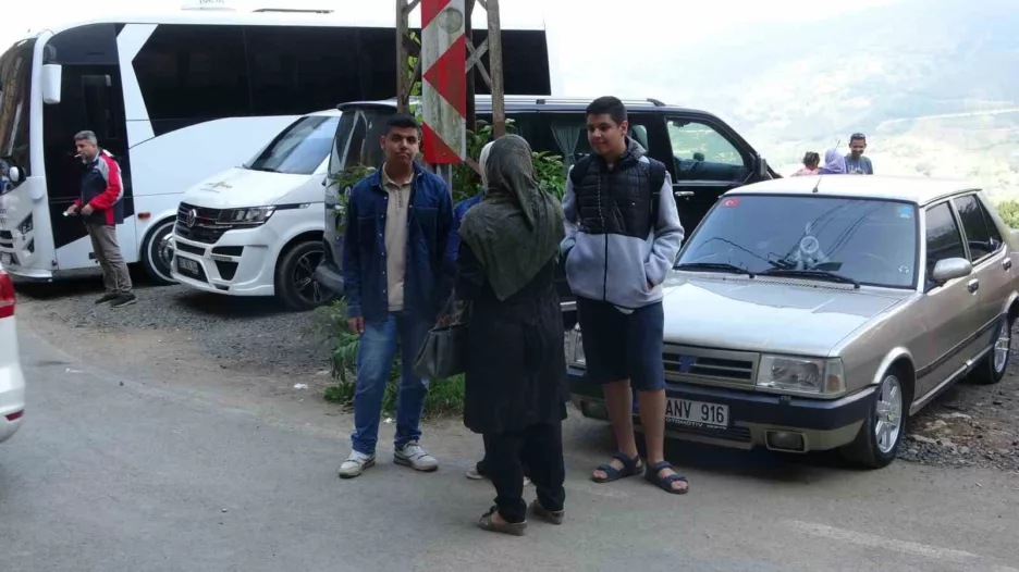 Dünyanın en uzun ikinci mağarasını görmek için binlerce kilometrelik yoldan geliyorlar