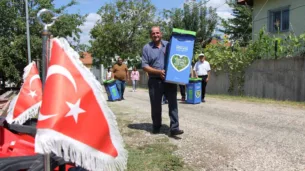 sifir atikta ornek koy her evde geri donusum kutusu X1H1vEuQ