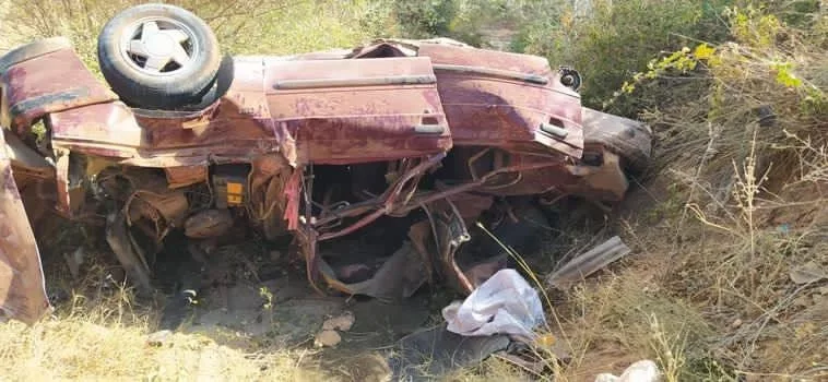 tokatta 15 metrelik ucuruma dusen aracta gaz kacagi panigi Znz2EFJP jpg