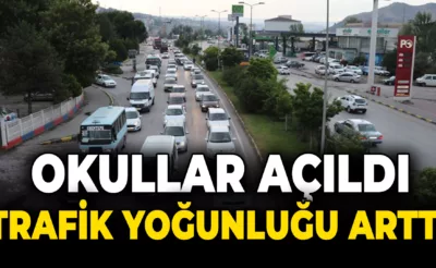 Okullar Açıldı, Trafik Yoğunluğu Arttı