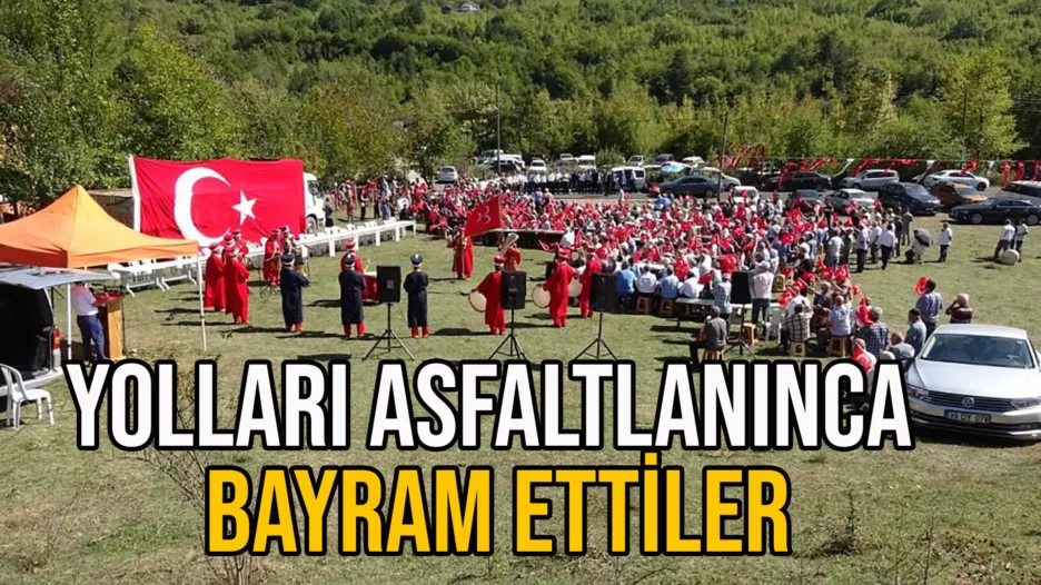 Köy yollarının asfaltlanmasını mehter takımıyla kutladılar