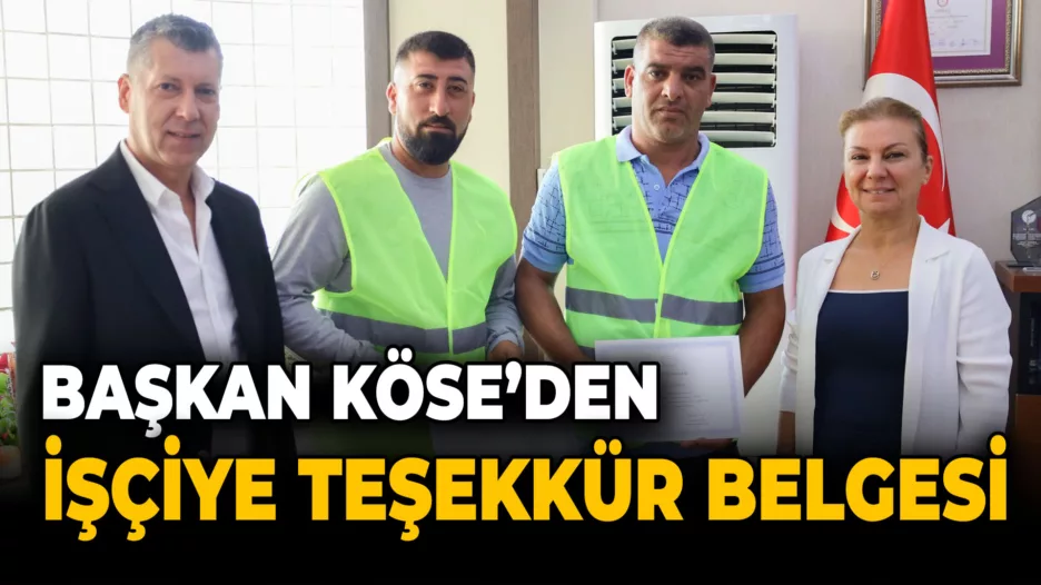 Başkan Köse Bulduğu Cüzdanı Sahibine Veren İşçiyi Ödüllendirdi