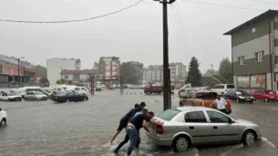 caycumada siddetli saganak yagis terminal bolgesini su basti yOH2f4mf