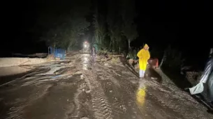 corumda etkili olan saganak yagis ve ruzgar hayati felc etti WuPzJ9AM