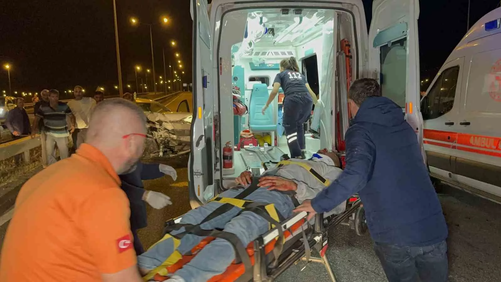 donusu kaciran cipe otomobil carpti 4 yarali cu6m1ytO jpg