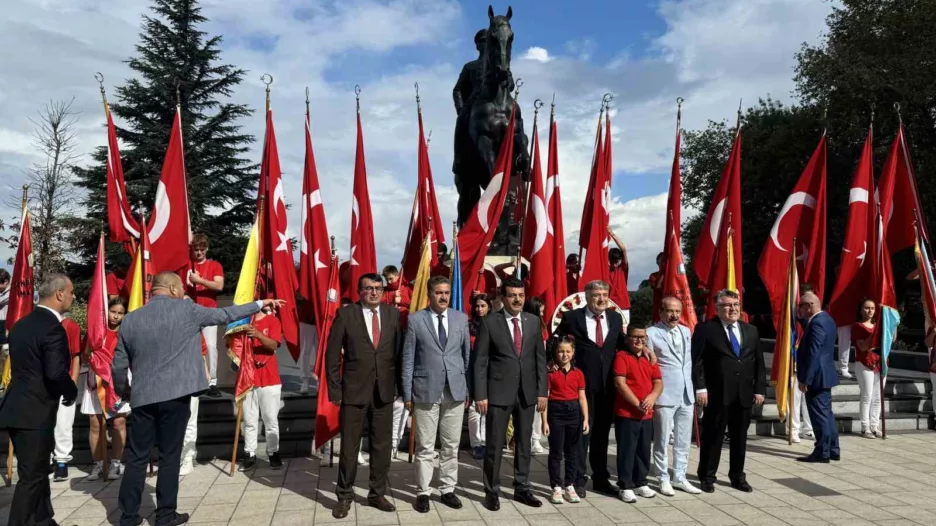 Eğitim öğretim yılı törenle başladı